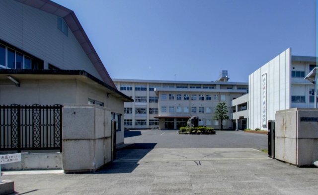 高校・高専　岡山南高等学校　体育館（高校・高専）まで900m