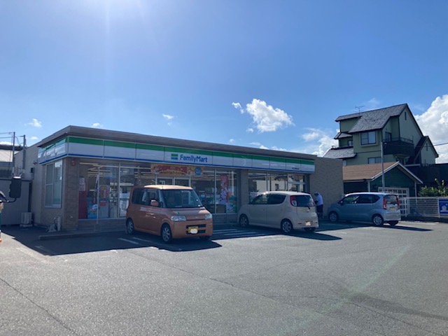 コンビニ　ファミリーマート 牧之原静波店（コンビニ）まで1495m