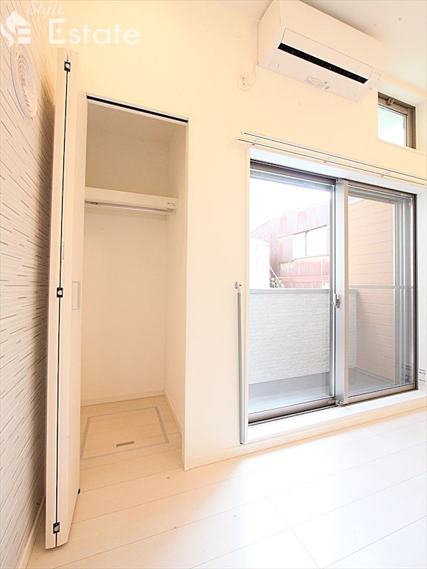 収納　クローゼット