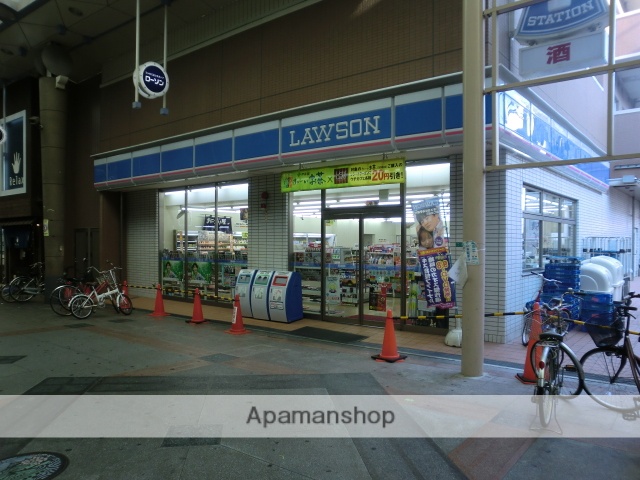 コンビニ　ローソン（コンビニ）まで207m