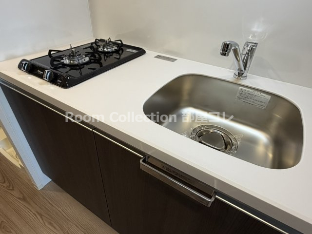 キッチン　同シリーズイメージ写真 反転色違い 現況と異なる場合現況優先