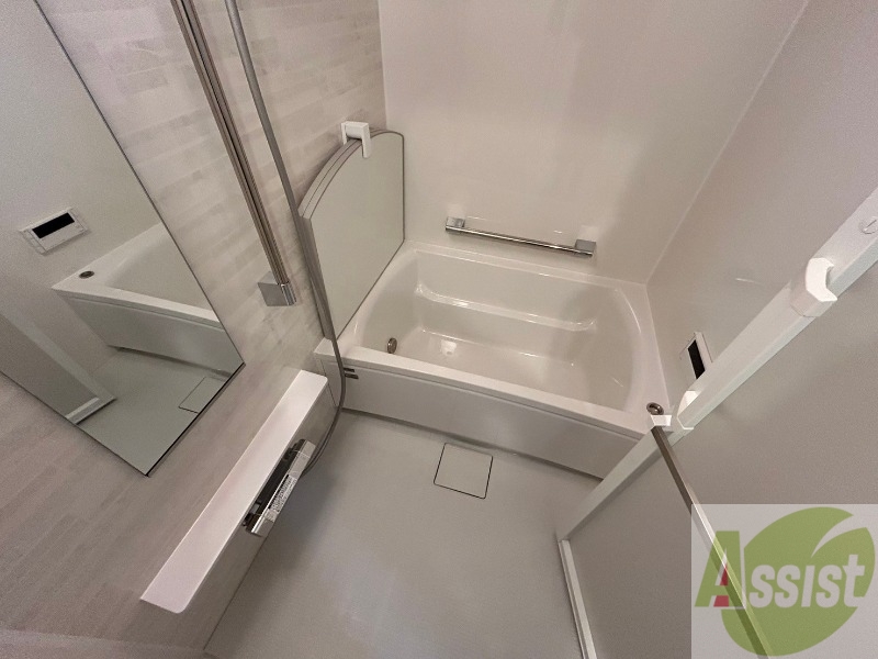 バス・シャワールーム　お風呂になります。一日の疲れを癒してくださいね。