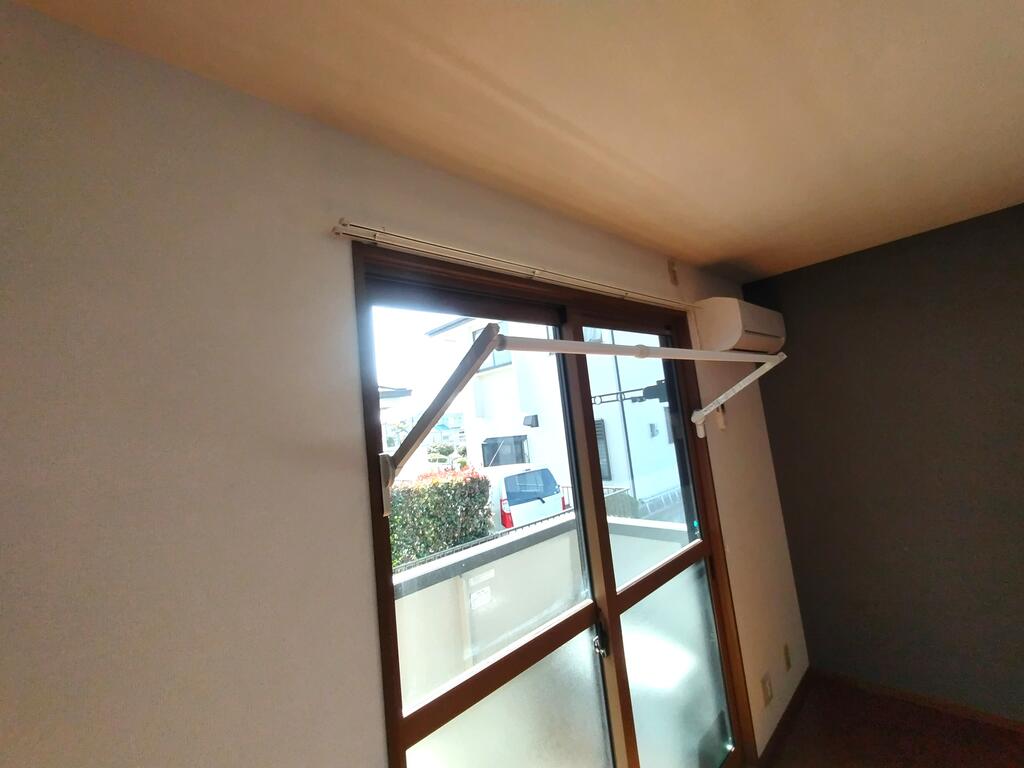 その他設備　室内物干し