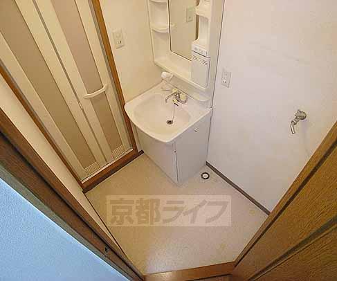 洗面設備　便利なシャンプードレッサー。