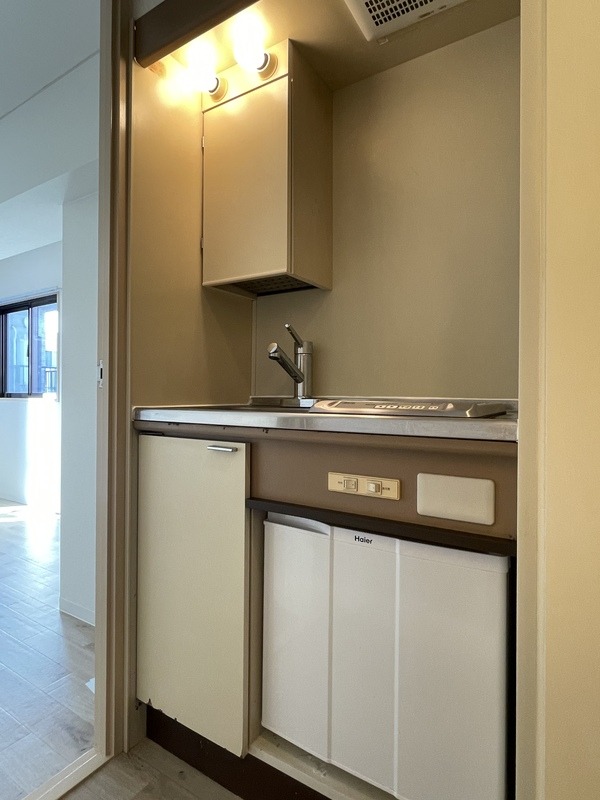 キッチン　※同タイプの室内参照※