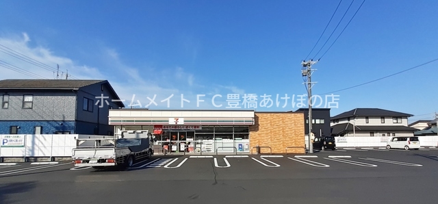 コンビニ　セブンイレブン豊橋山田三番町店（コンビニ）まで765m