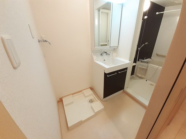 洗面設備　洗髪洗面化粧台付き♪