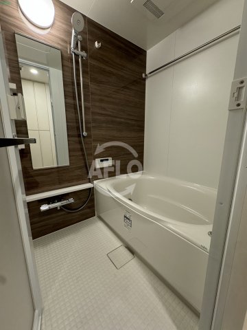 バス・シャワールーム　ザ・パークハビオ同心プレイス　浴室