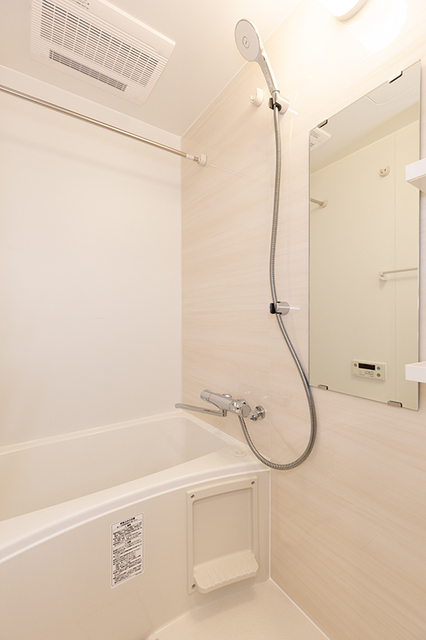 バス・シャワールーム　※写真は同タイプ住戸です。