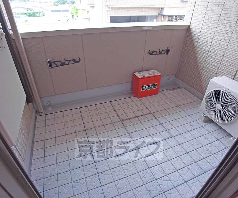 バルコニー　日当たりのいいバルコニーです。