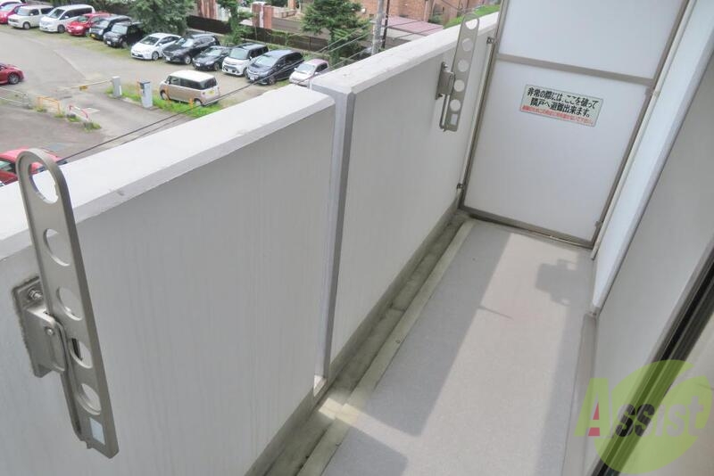 バルコニー　南向きのベランダですー。天気のいい日は気持ちいいですよねー。