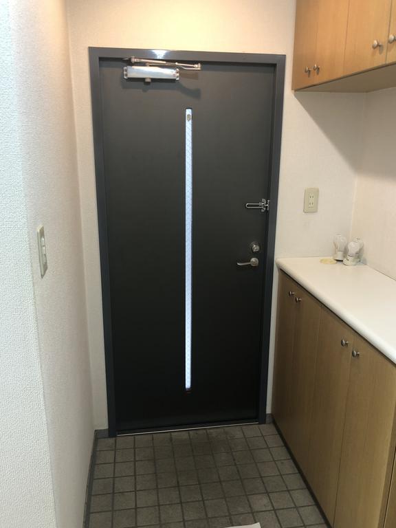 玄関　※参考写真