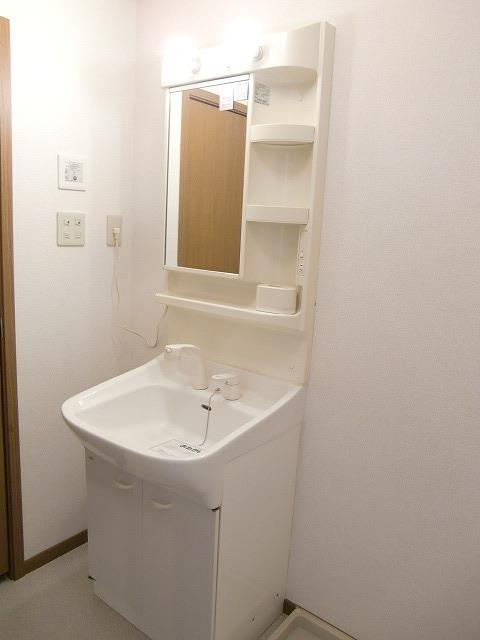 洗面設備　洗髪洗面化粧台