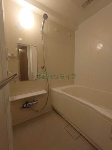 バス・シャワールーム　別部屋の参考写真です。