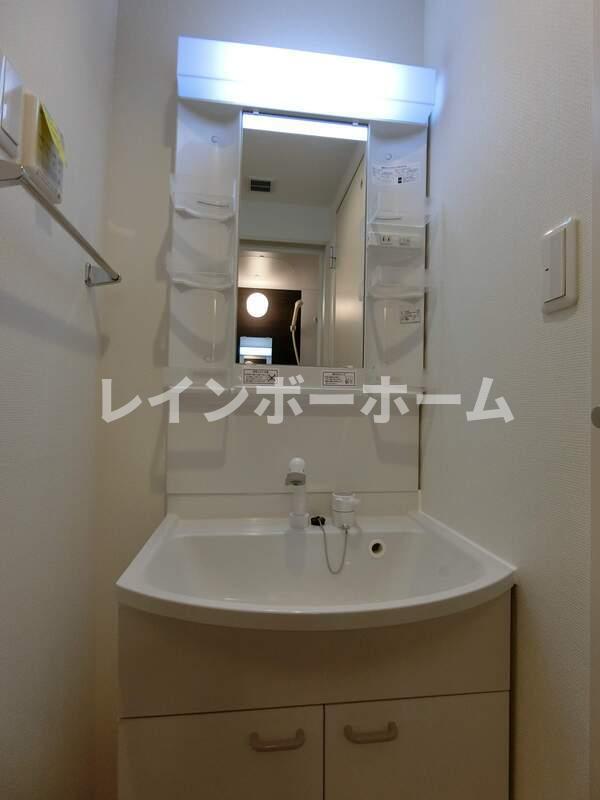 洗面設備　洗面所です