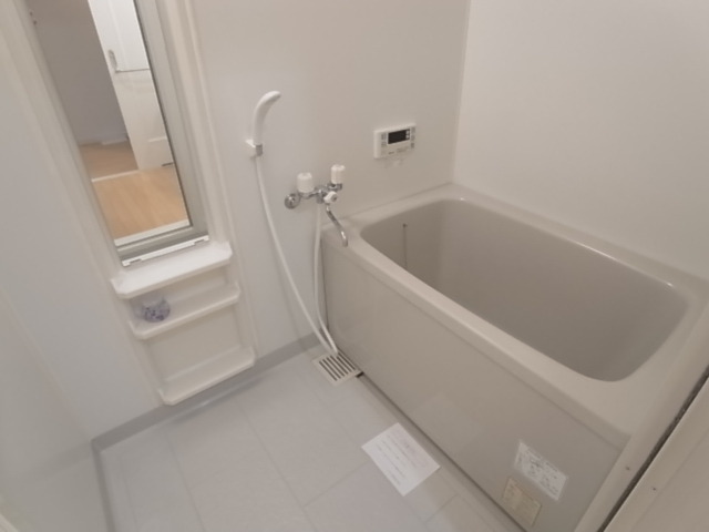 バス・シャワールーム　バスルーム