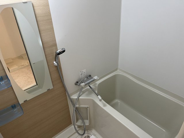 バス・シャワールーム　落ち着く空間のバスルーム♪