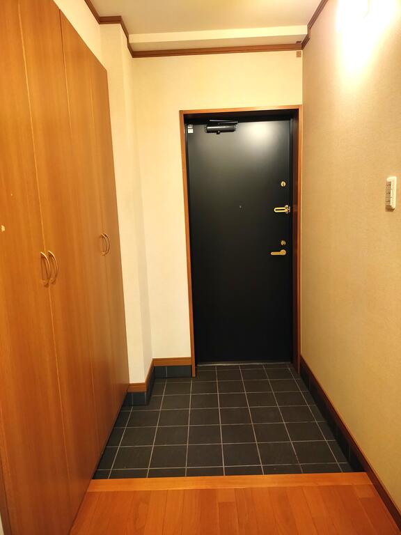 玄関　大きいシューズBOX有