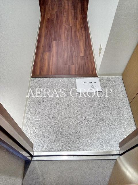 玄関　同タイプ部屋