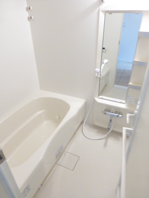 バス・シャワールーム　バス
