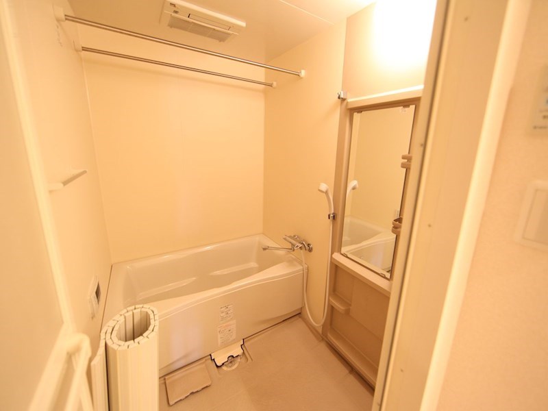 バス・シャワールーム　追い焚き　浴室暖房乾燥機　24時間換気　オートバスバスルーム