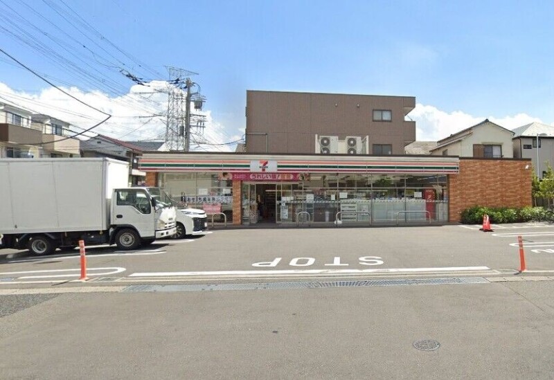 コンビニ　セブンイレブン浦安富士見5丁目店（コンビニ）まで389m