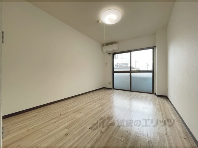 居室・リビング　洋室