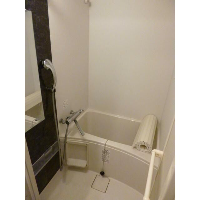 バス・シャワールーム　※他号室参考写真使用※