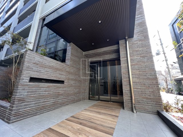 エントランス　Quintet NAMBA　エントランス