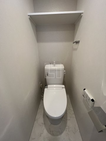 トイレ　レジュールアッシュNAMBA　温水洗浄便座