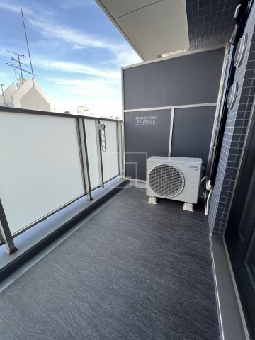 バルコニー　レジュールアッシュNAMBA　バルコニー