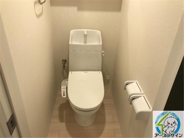 トイレ　パース写真