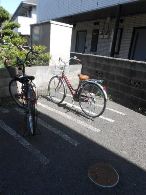 駐車場　★★敷地内、駐輪場★★