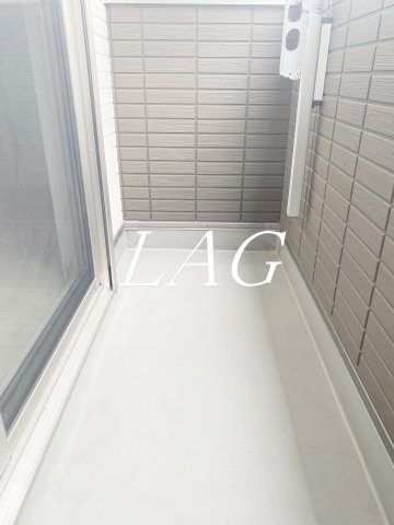バルコニー　バルコニーです。（同仕様です。）