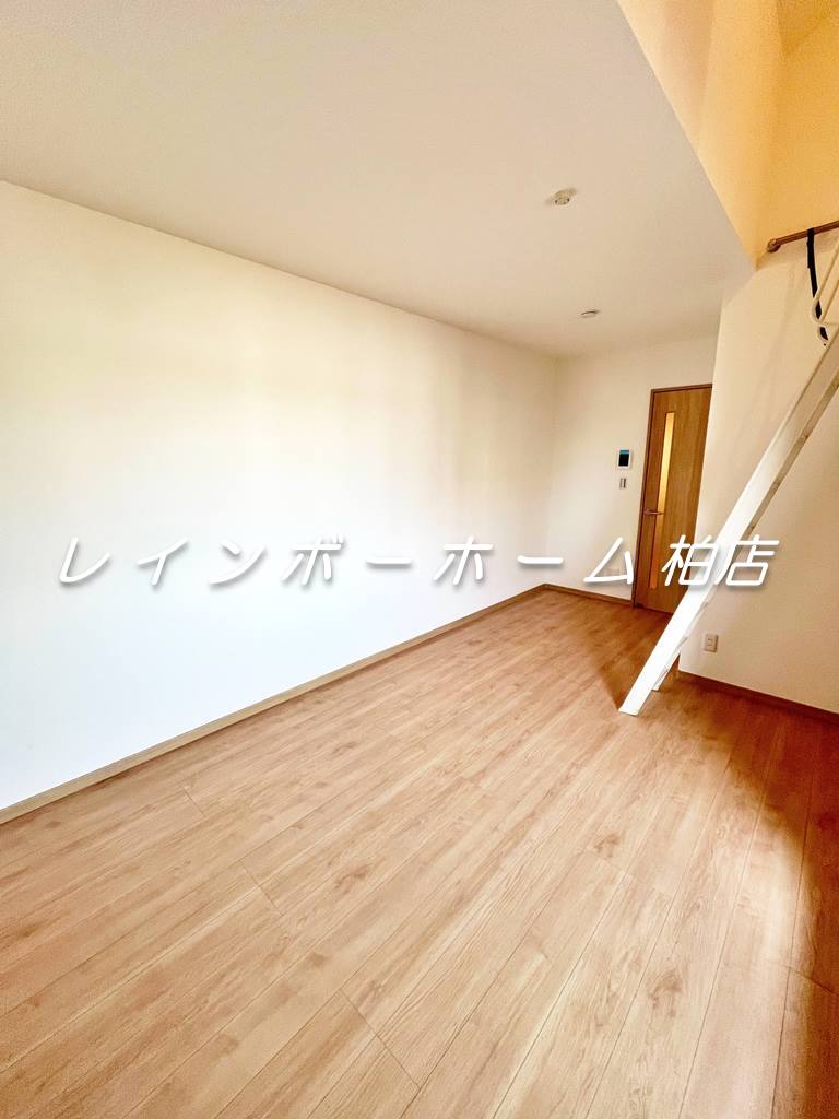 収納　同貸主。参考写真。