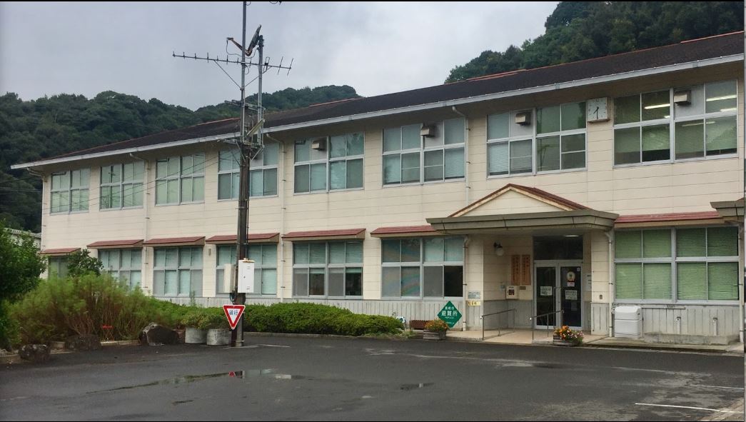 役所　長崎市役所地域センター　古賀支所（役所）まで811m