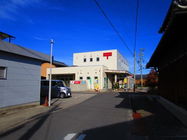 郵便局　青山郵便局（郵便局）まで900m