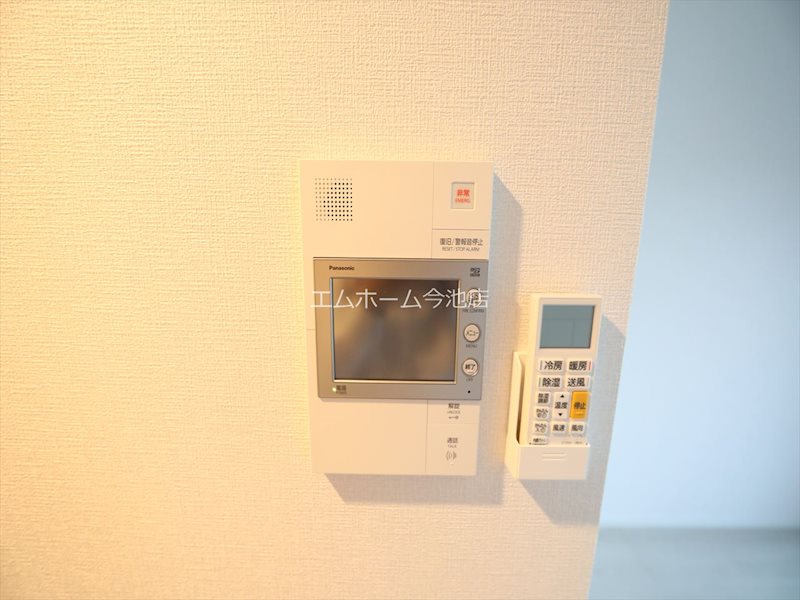 セキュリティ　TVモニター付インターホン