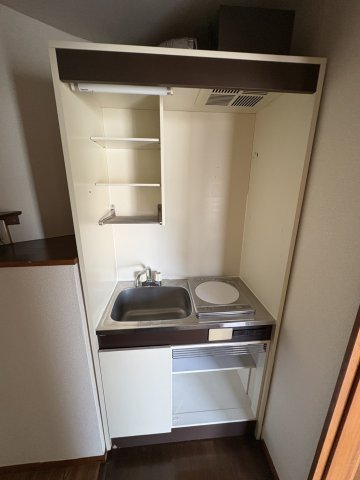 キッチン　他部屋参考写真です