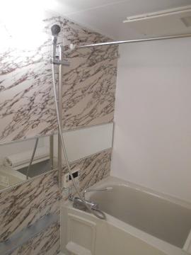 バス・シャワールーム　バス