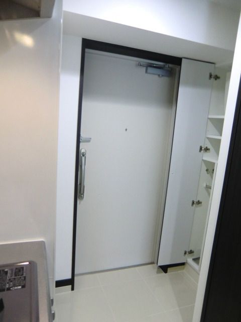 玄関　★天井高シューズクローゼット★