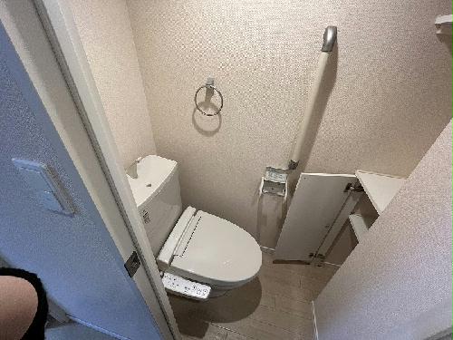 トイレ　温水洗浄便座設置