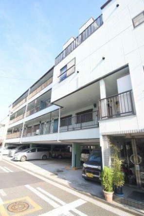 建物外観　閑静な住宅街・保証人不要☆