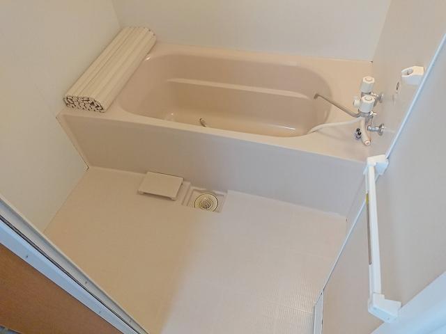 バス・シャワールーム　浴室