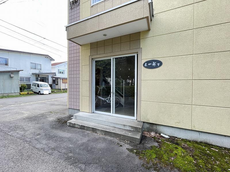 エントランス　エントランス