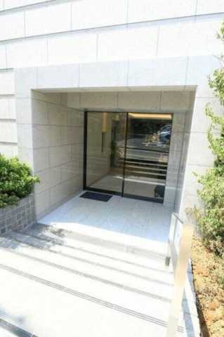 エントランス　コンシェリア池袋 THE RESIDENCE EAST