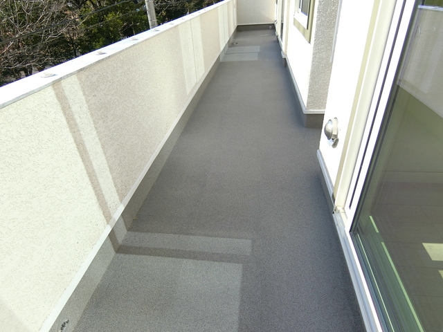 バルコニー　イメージ写真