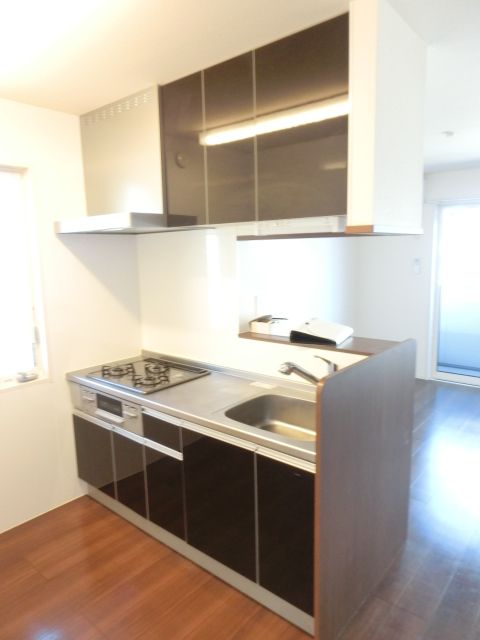 キッチン　人気のカウンターキッチンです。