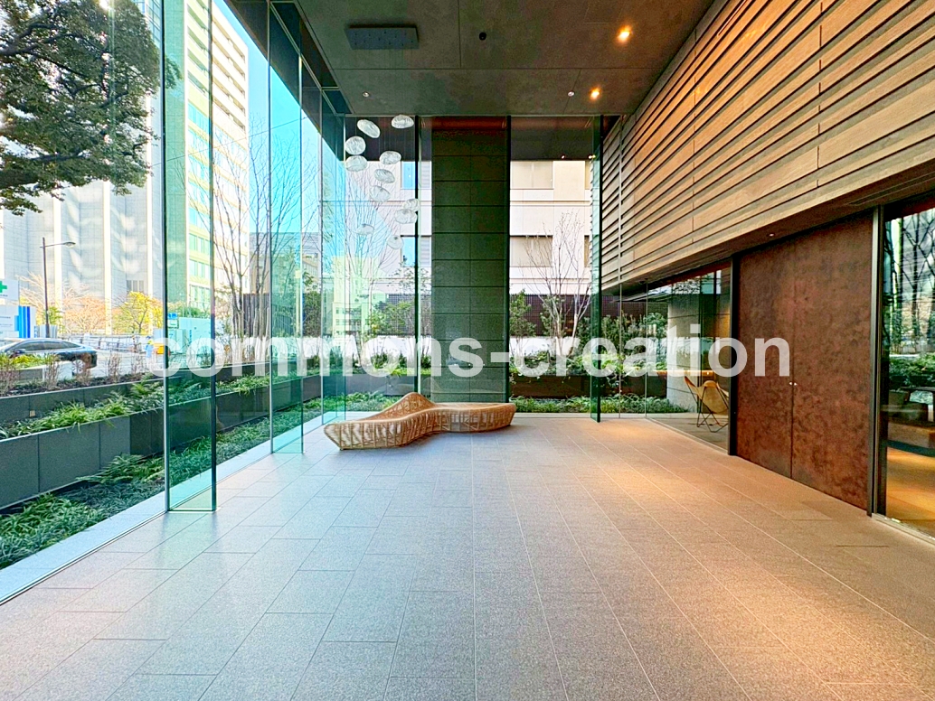 ドラックストア　くすりの福太郎九段北店（ドラッグストア）まで612m