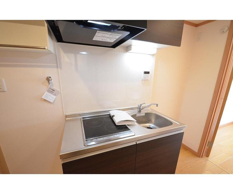 キッチン　IHコンロ付のシステムキッチンです。